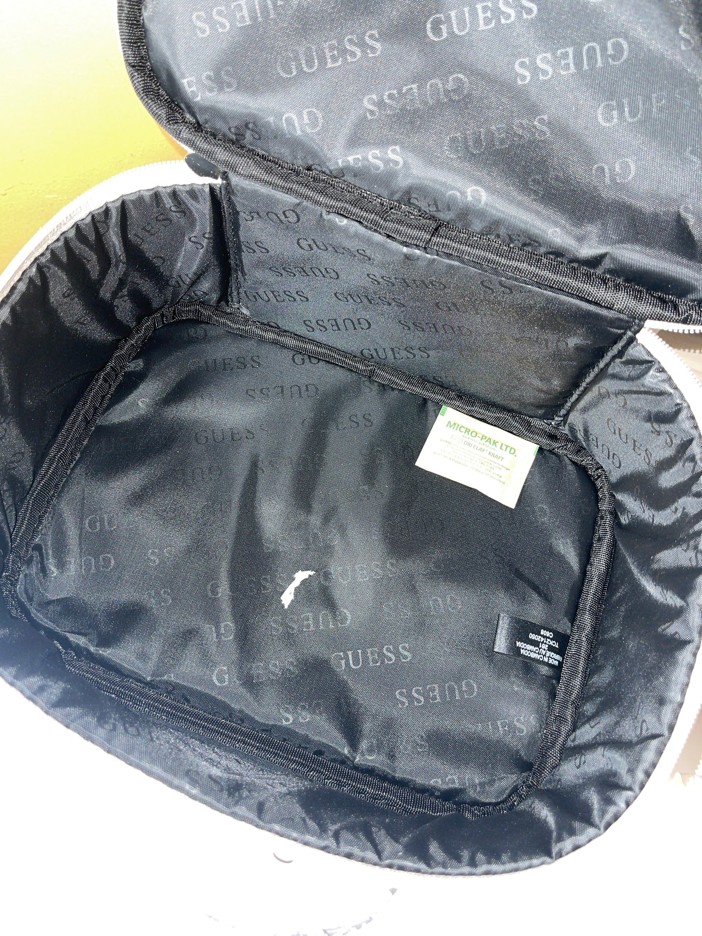 Guess Large Cosmetic Bag