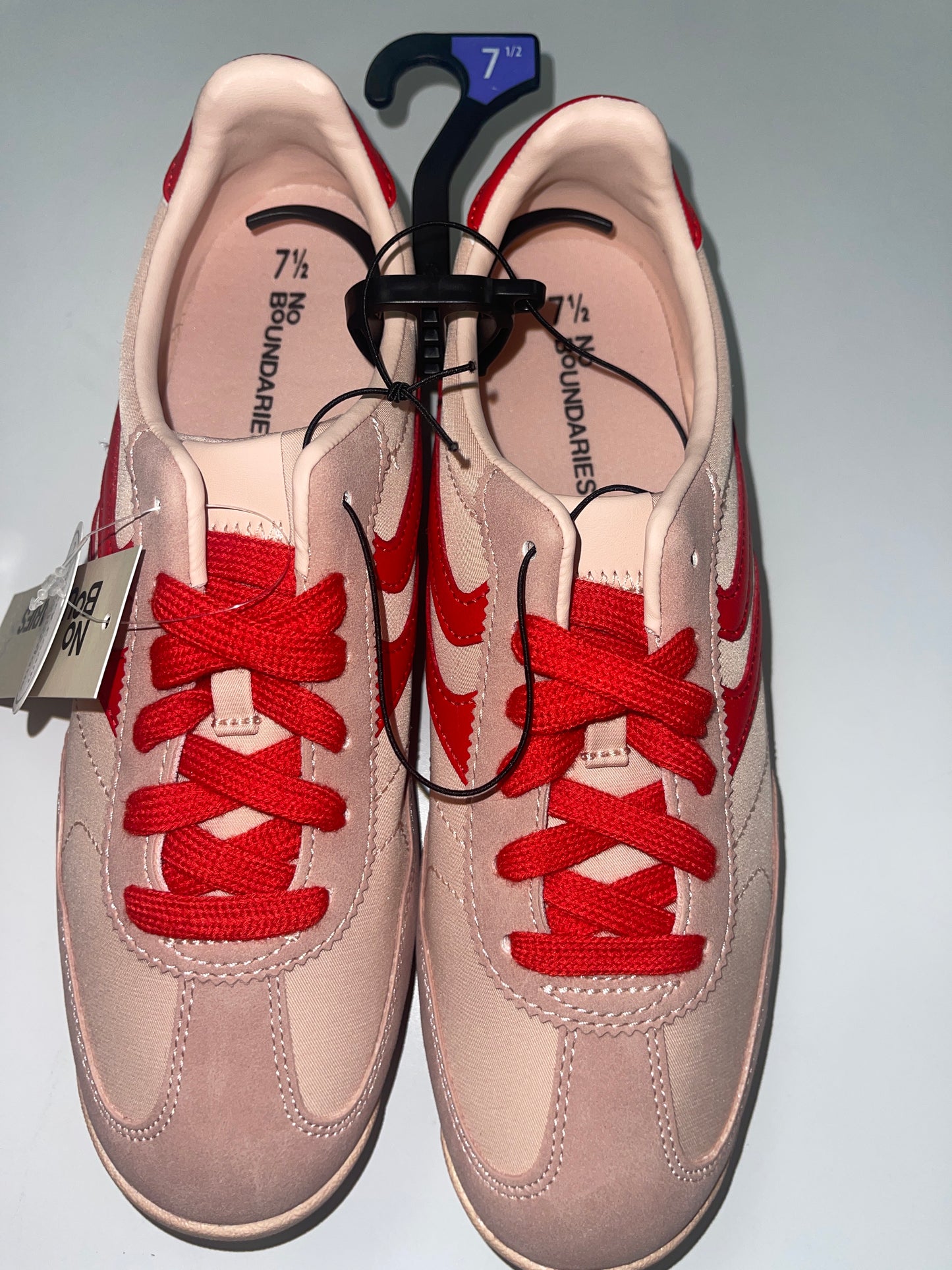 No Boundaries Women’s Sneakers