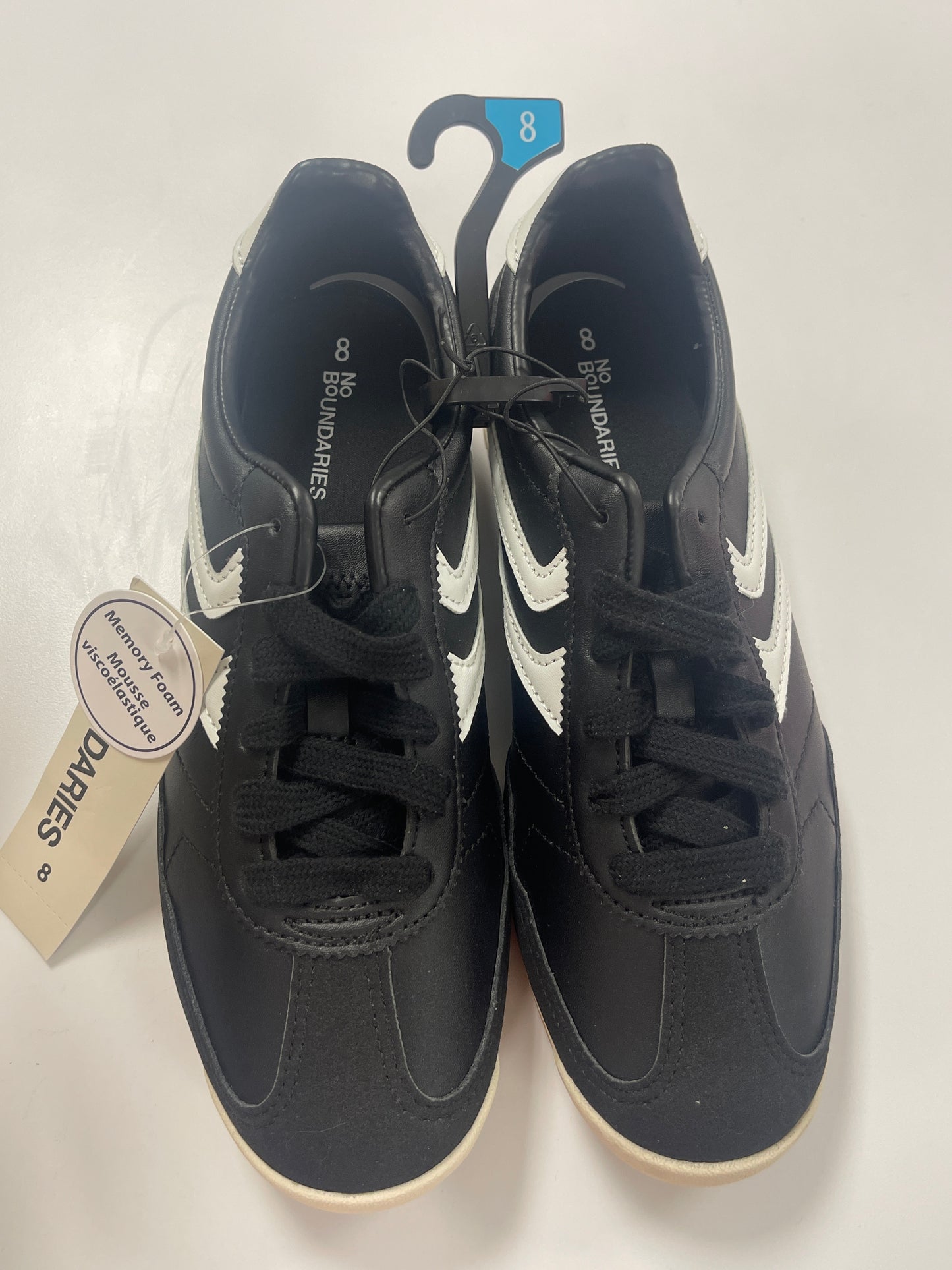 No Boundaries Women’s Sneakers